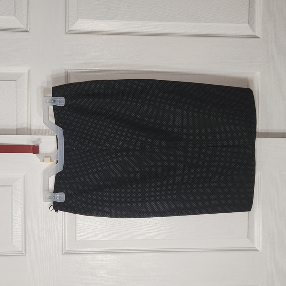 TOMMY HILFIGER NWT WOMANS SIZE 2 SUIT SEPERATES SKIRT - Picture 5 of 14